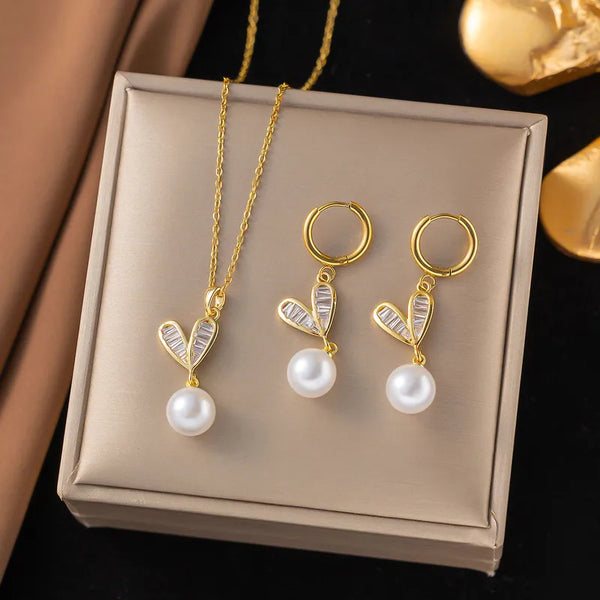 Heart of Pearl Jewellery Set