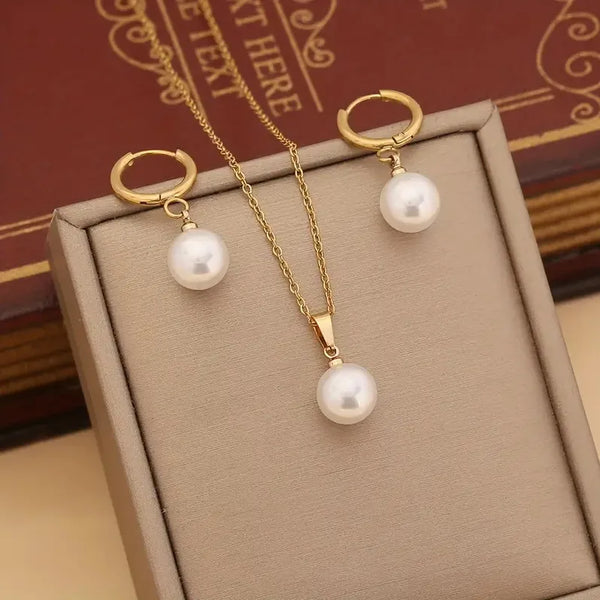 Pearl Drop Jewellery Set