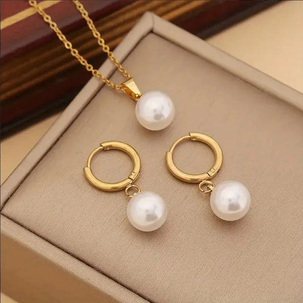 Pearl Drop Jewellery Set